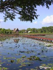 Nong Han Chaloem Phra Kiat Park