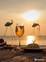 Sunset Sanato Beach Club