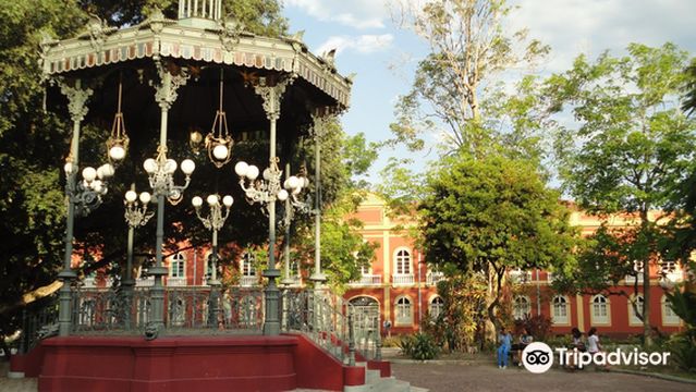 Praça da Polícia (Praça Heliodoro Balbi)