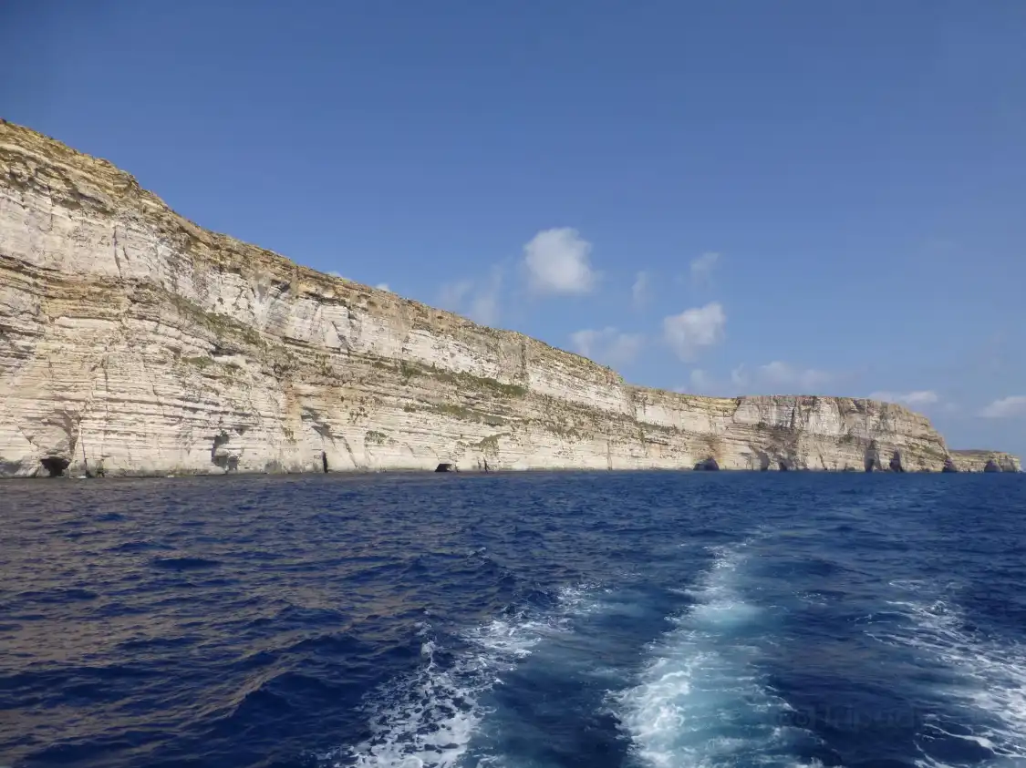 Hotels near Ta' Ċenċ Cliffs