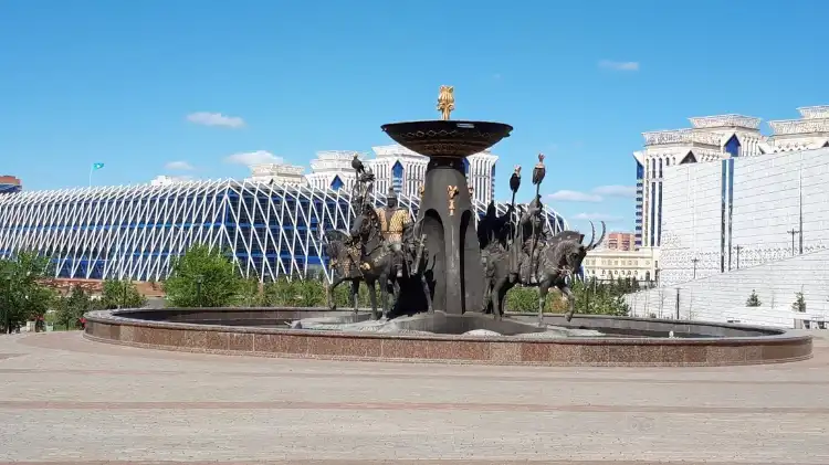 Các khách sạn gần Independence Square and Kazak Eli Monument