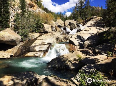Grottos Trail