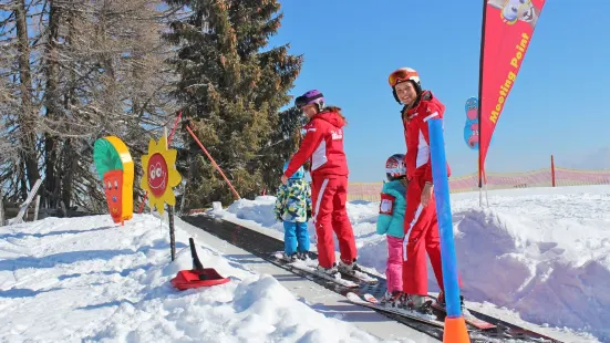 Skischule Rot Weiß Rot