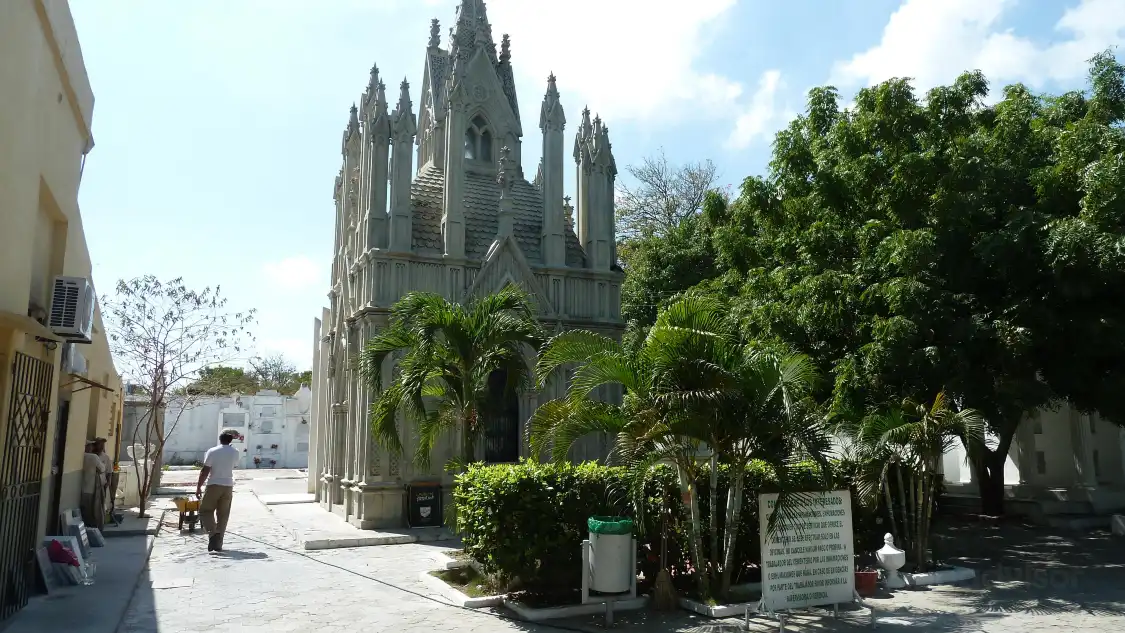 Hotels in der Nähe von Cementerio Universal