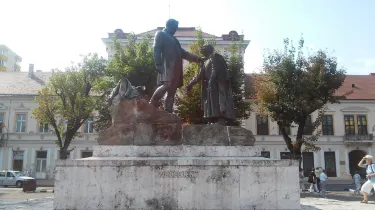 Statue of Miklós Wesselényi