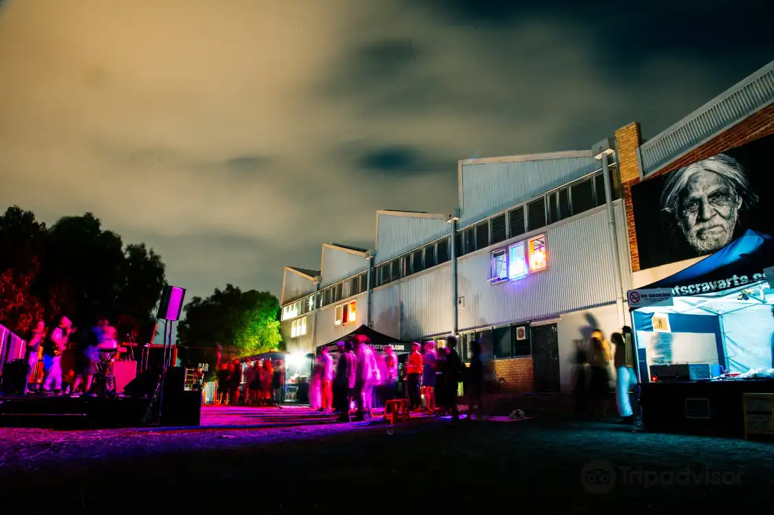 Hotels near Footscray Community Arts Centre