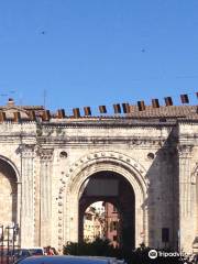 Porta San Pietro