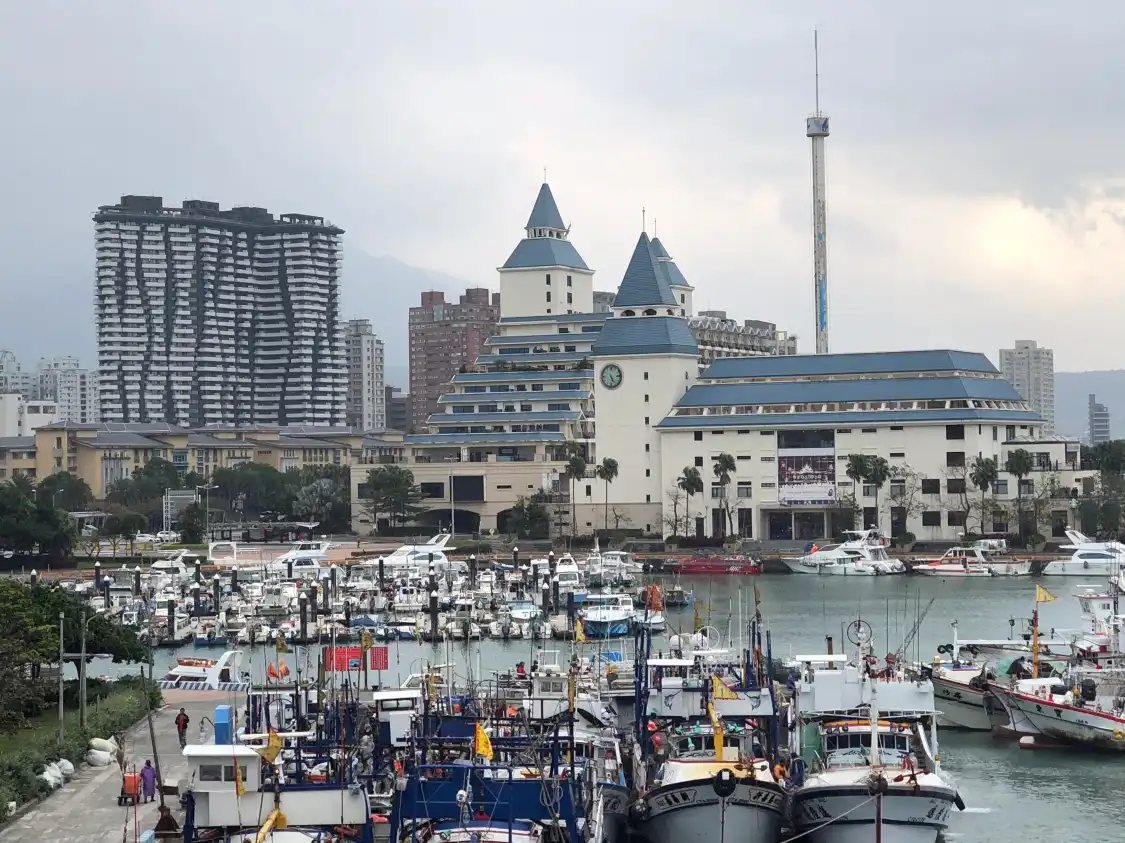 Hotels near Yu Ren Bo Ji Chang