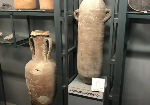Hoteles cerca de Musee des Docks Romains