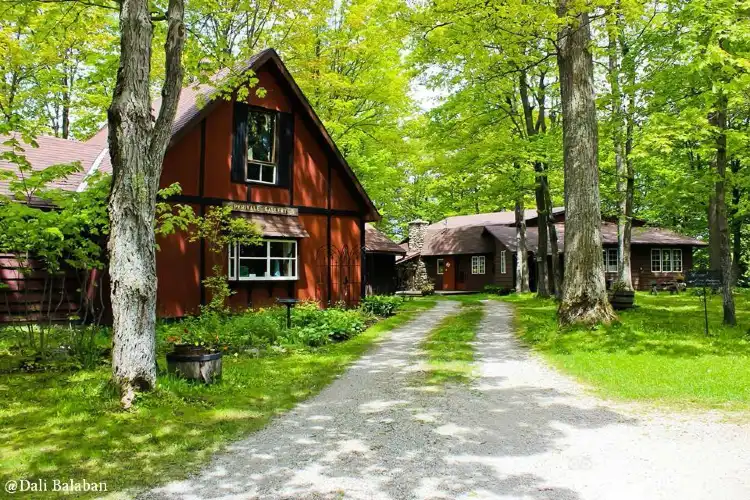 فنادق في Central Manitoulin