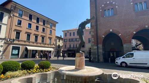 Fontana delle Rane