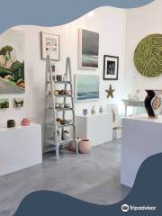 Deciduus - fine art and plant boutique