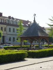 Opatow Market Square (Opatow Rynek)