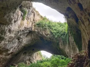Devetashka Cave