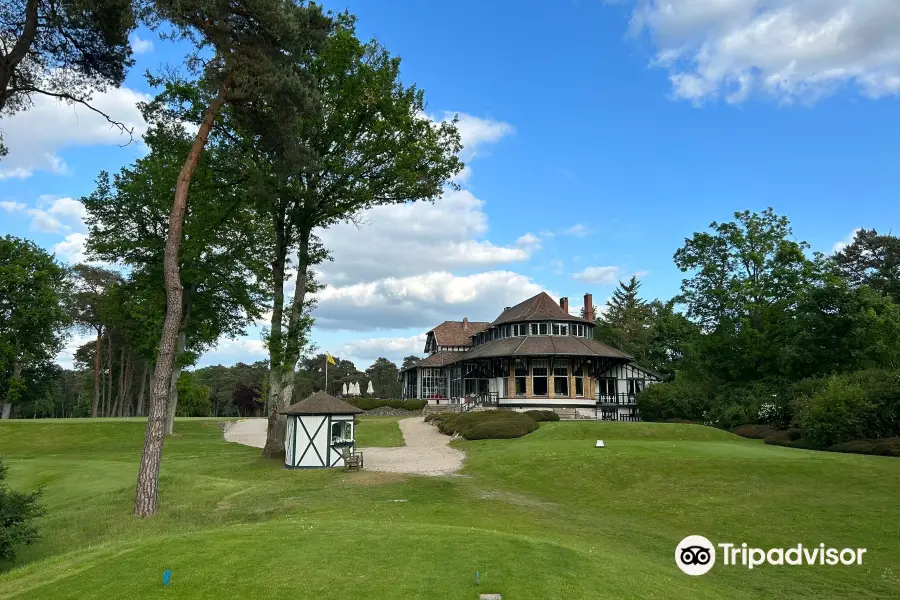 Fontainebleau Golf Club