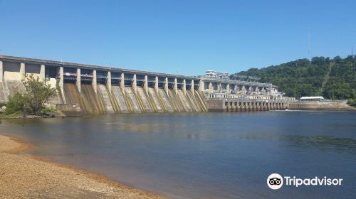 Bagnell Dam