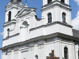 Kościół Rzymskokatolicki pw. Św. Apostołów Piotra i Pawła