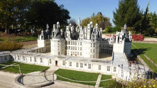 Mini Castle Park