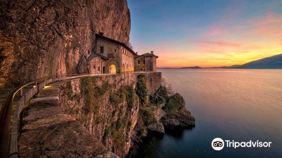 Eremo di Santa Caterina del Sasso
