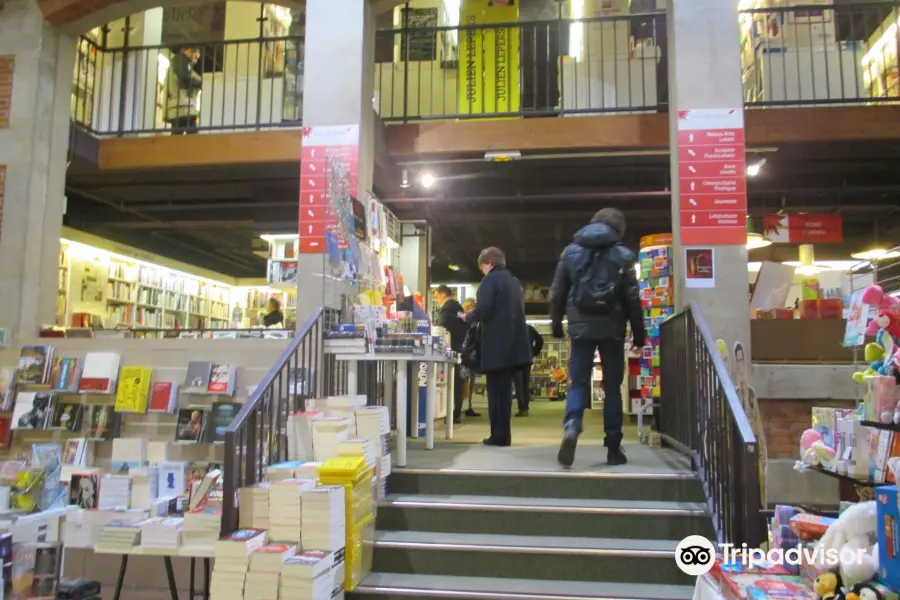 Hall du Livre