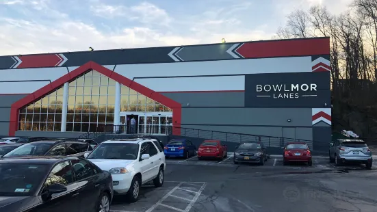 Bowlero White Plains