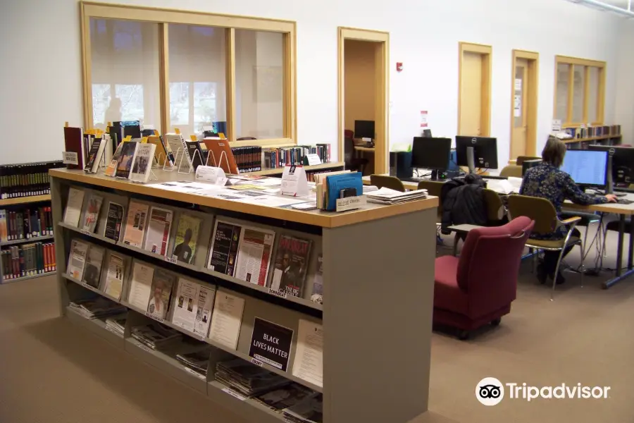 Neal-Marshall Black Culture Center Library