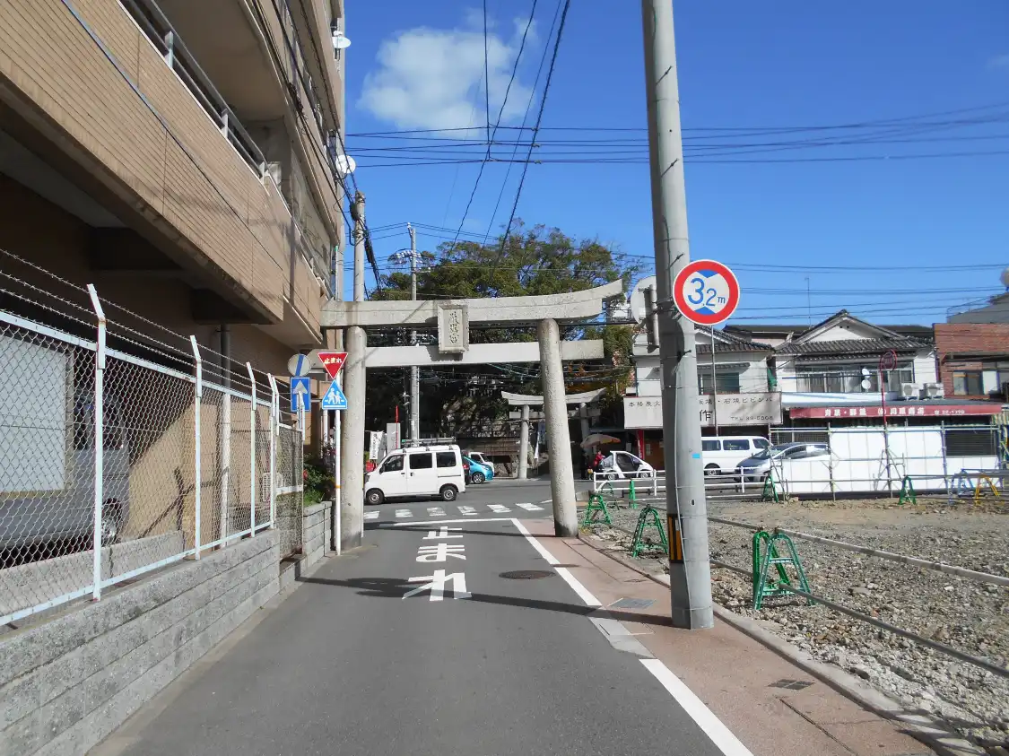Hotel in zona Monument for Shinsaku Takasugi's End of Life