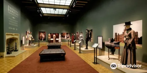 Paine Art Center and Gardens