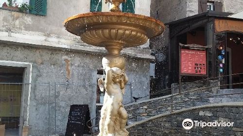 Fontaine de la rampe Sainte Croix