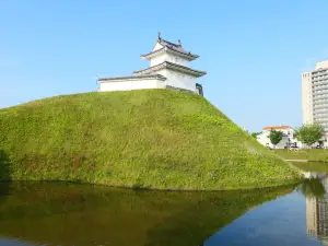 Utsunomiya Castle Ruins Park