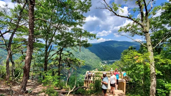 Seneca Rocks Discovery Center