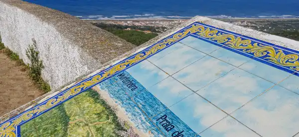 Hotels near Claridade Beach