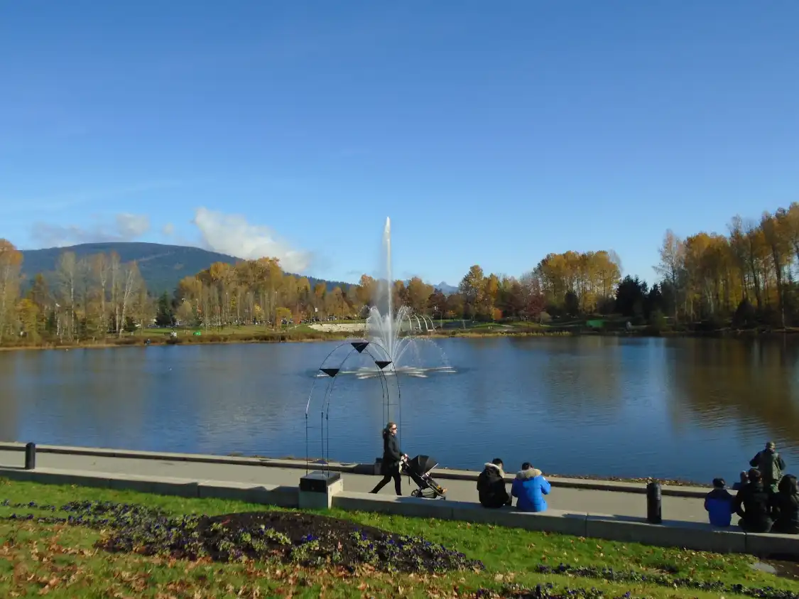 Hotels near Lafarge Lake