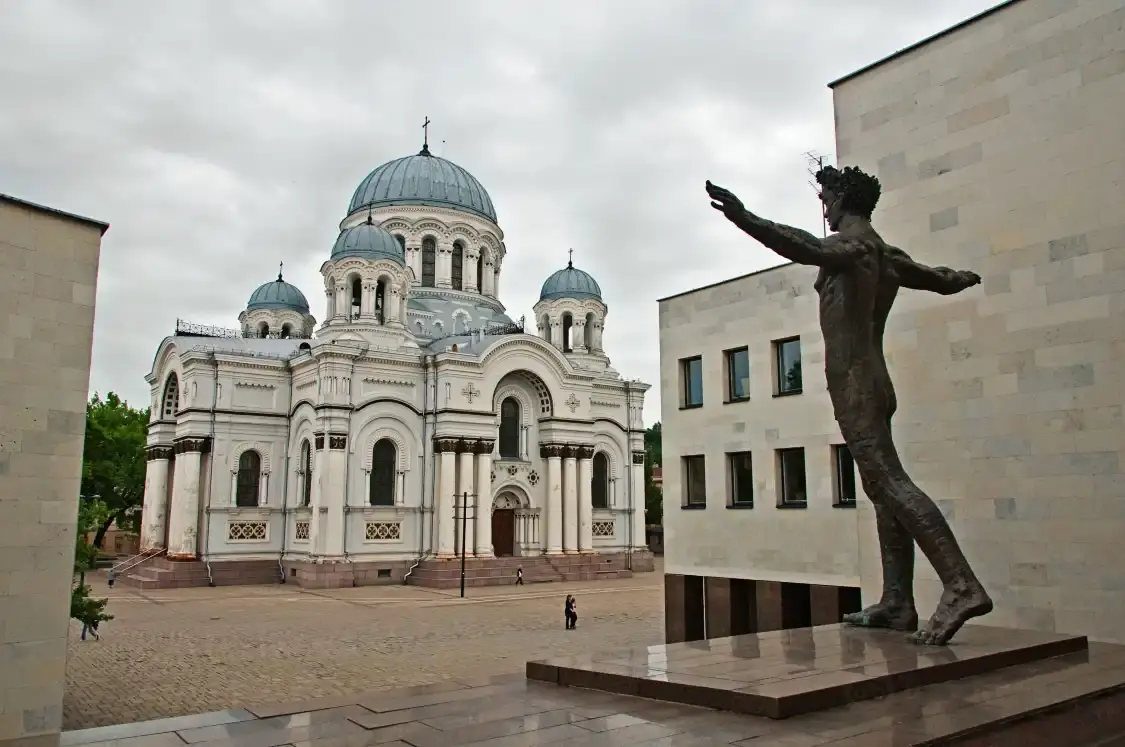 Hotel dekat Mykolas Zilinskas Art Museum