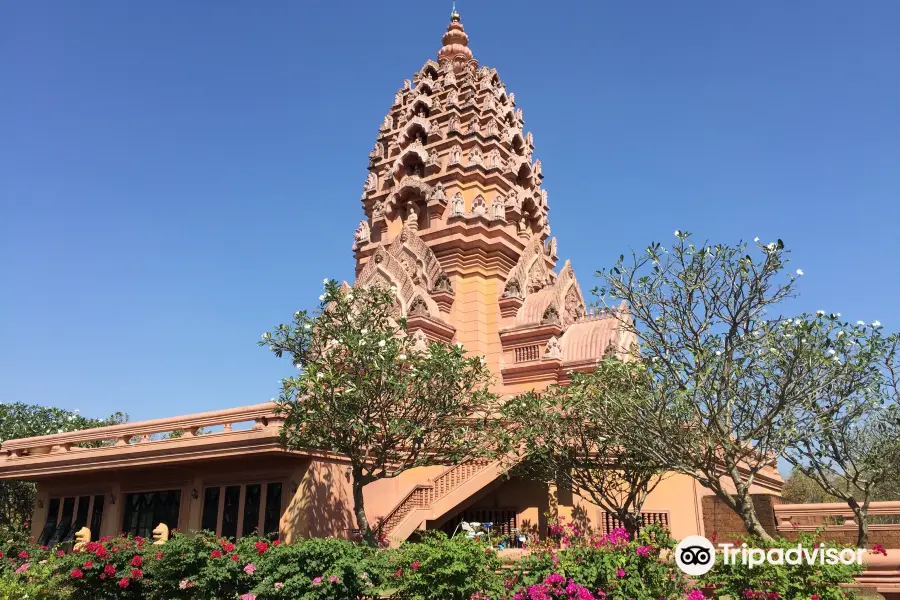 Wat Pa Khao Noi