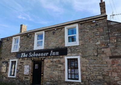 Schooner Inn