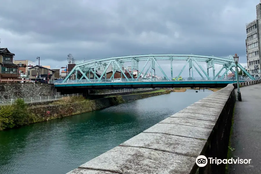 Saigawa-Ōhashi Bridge