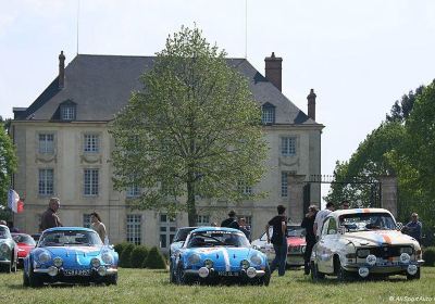 Musee de l'Automobile du Chateau de Montjalin