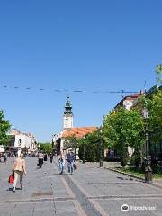 Main Street (Glavnjak)