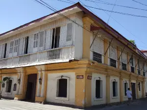 vigan tourist destination Syquia Mansion Museum