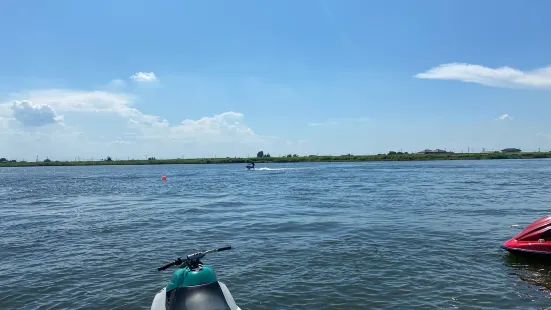 福岡堰さくら公園