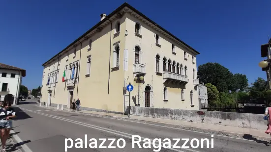 Palazzo Ragazzoni