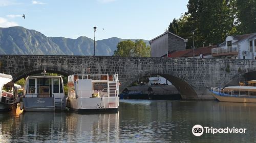 Virpazar-old-bridge