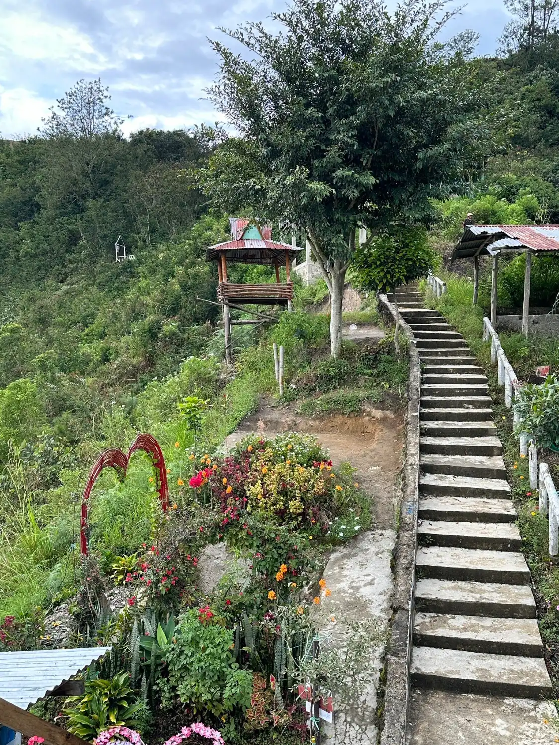 Hotel dekat Air Terjun Sipiso Piso