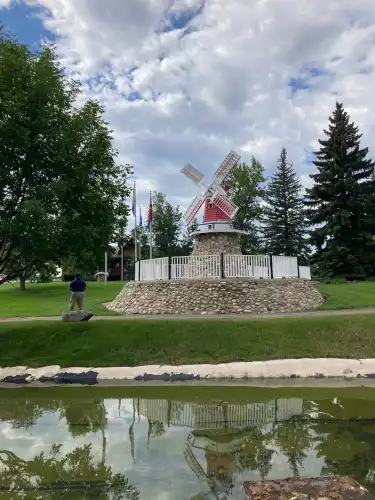 Hotels in Ward County