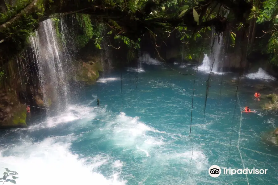 Desarrollo Ecoturistico Ejidal Indigena Pame Puente de Dios