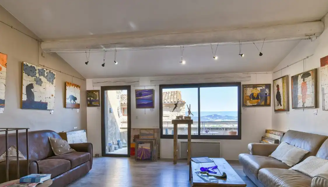 Hotels near Sous Les Toiles de Provence