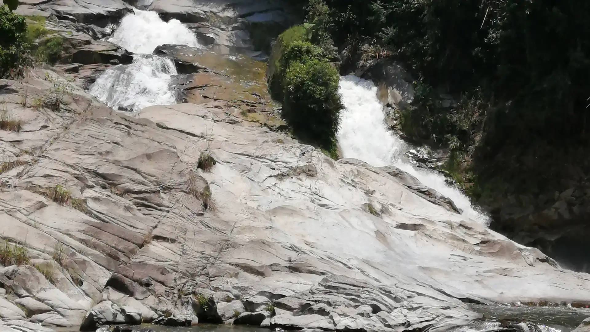 Hotels near Bentong Waterfall