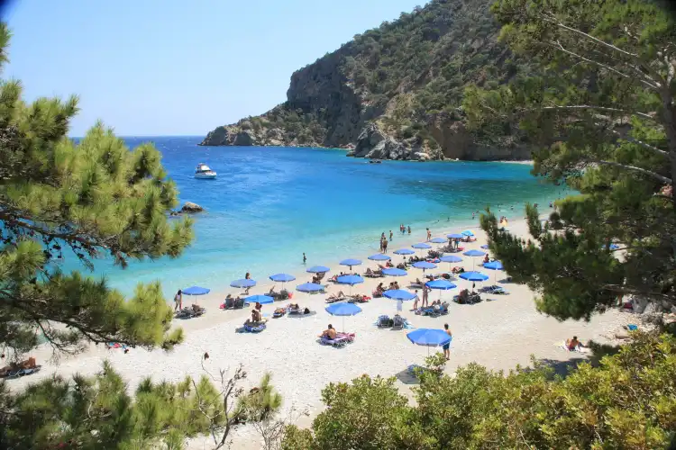 Hotels in der Nähe von Apella Beach