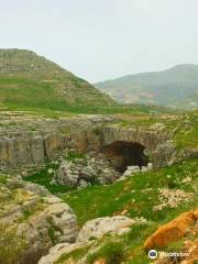 Jisr el Hajar - Kfardebian Natural Bridge